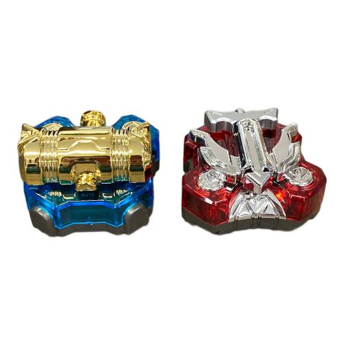 BANDAI（バンダイ） DXハンマーレイズバックル（ゴールドメッキver） DXアローレイズバックル（シルバーメッキver） レイズバックル スペシャルBOX 仮面ライダーギーツ チョコキャンペーン