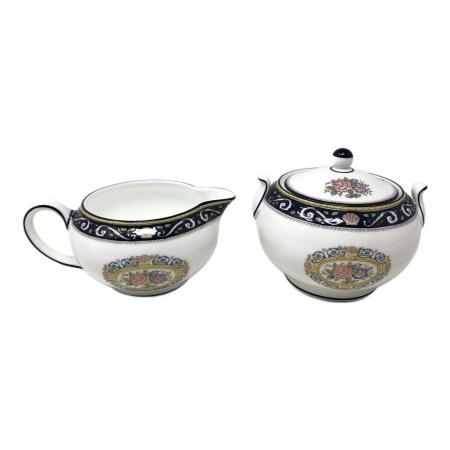 【専用】ウェッジウッド☆チャトレー ティーポット シュガーポット クリーマー Wedgwood (ウェッジウッド) 洋食器 ティーポット＆クリーマー