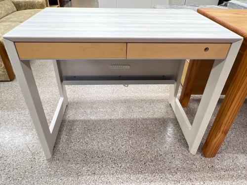 【トレファクいわき平店】KOIZUMI(コイズミ)ワークデスクKWD-231カギ付きホワイトが入荷しました！ KOIZUMI (コイズミ) ワークデスク KWD-231 カギ付 ホワイト