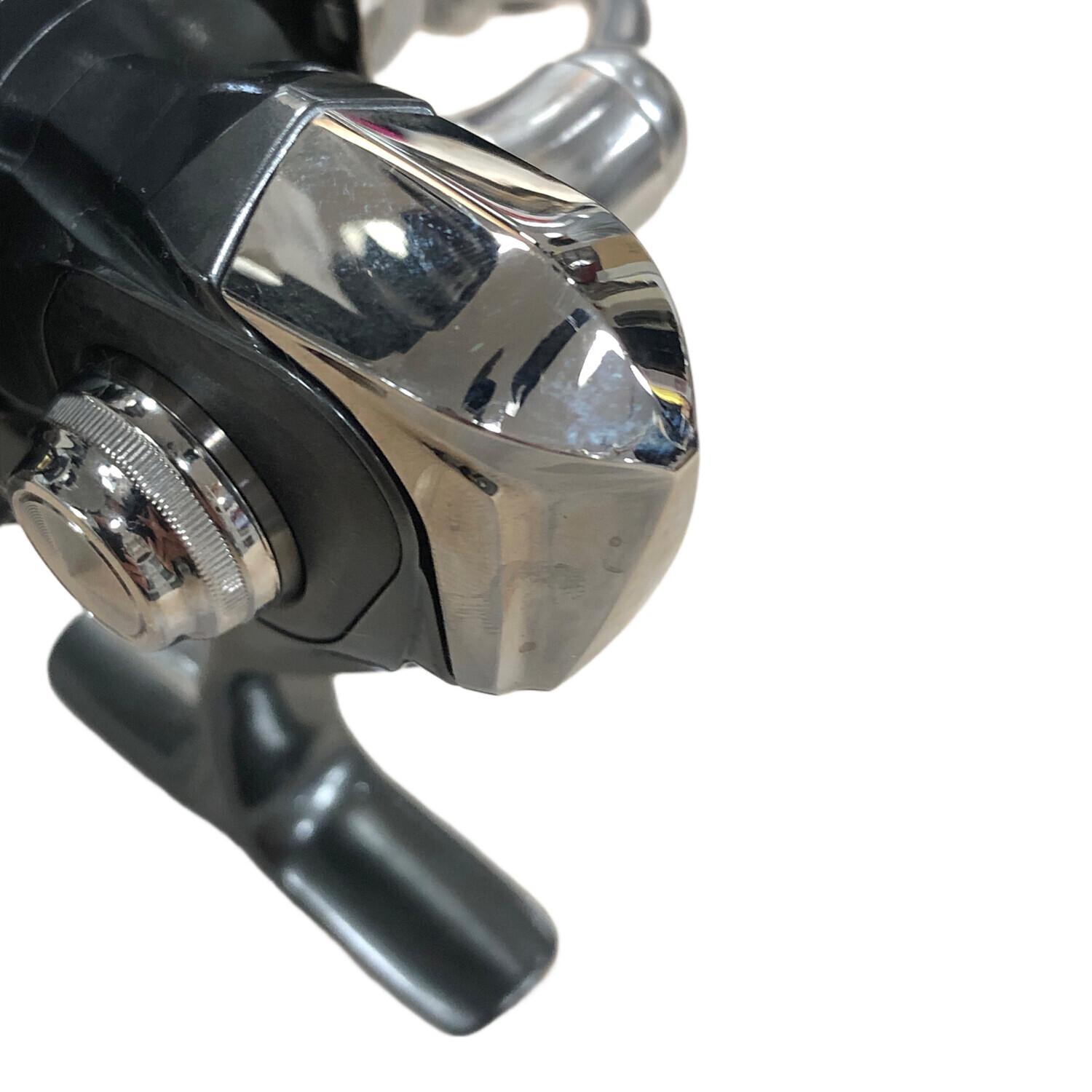 DAIWA (ダイワ) スピニングリール 20 LUVIAS （ルビアス） FC LT2000S