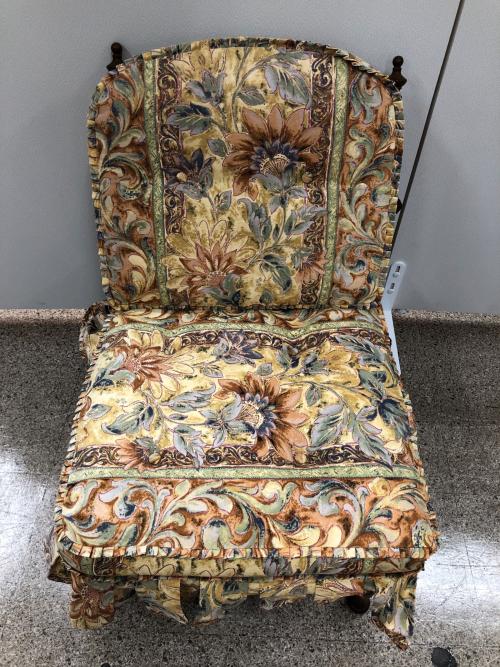 HIDA (ヒダ) チェア ブラウン