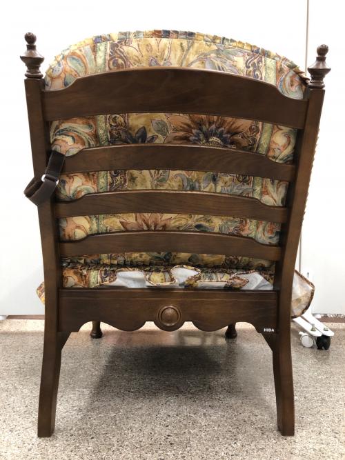 HIDA (ヒダ) チェア ブラウン