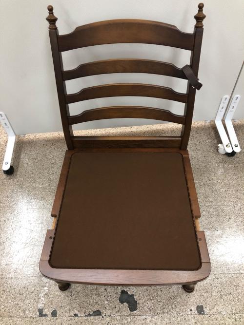 HIDA (ヒダ) チェア ブラウン