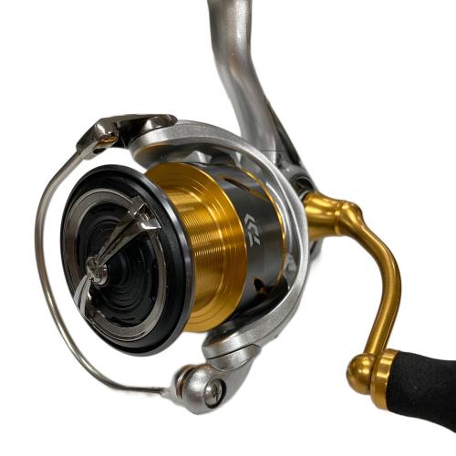 DAIWA (ダイワ) スピニングリール FREAMS（フリームス） LT4000-CXH 3041549