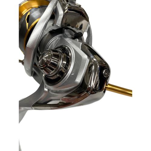 DAIWA (ダイワ) スピニングリール FREAMS（フリームス） LT4000-CXH 3041549