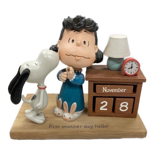 HALLMARK（ホールマーク） 万年カレンダーフィギュア スヌーピー PEAMUTS（ピーナッツ） 2013