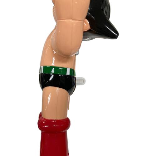 鉄腕アトム (テツワンアトム) フィギュア 空飛ぶ鉄腕アトム 7.2003