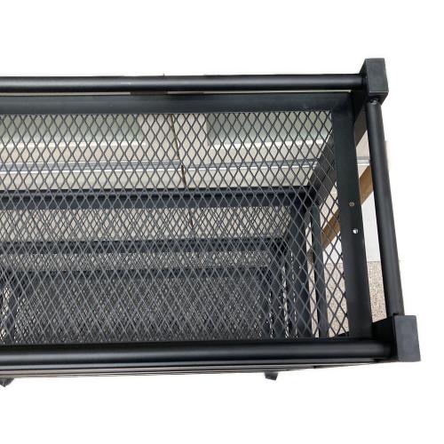 ラック ブラック