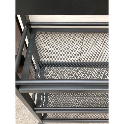 ラック ブラック