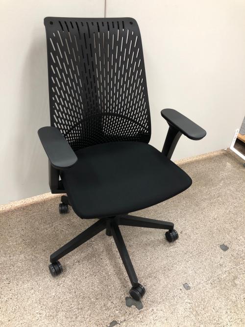 ITOKI（イトーキ） オフィスチェア サリダ