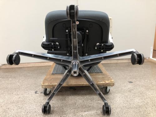 Hbada（ハバダ） 人間工学オフィスチェア