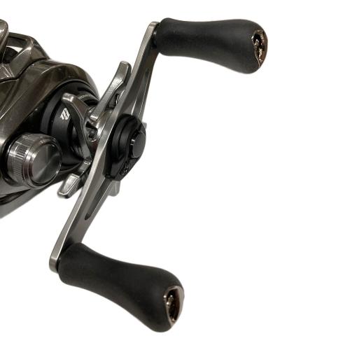 SHIMANO（シマノ） ベイトリール 20 Metanium（メタニウム） 04112B 右ハンドル