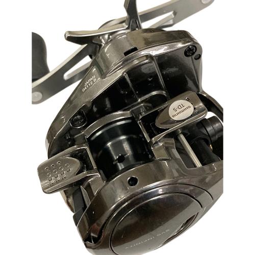SHIMANO（シマノ） ベイトリール 20 Metanium（メタニウム） 04112B 右ハンドル