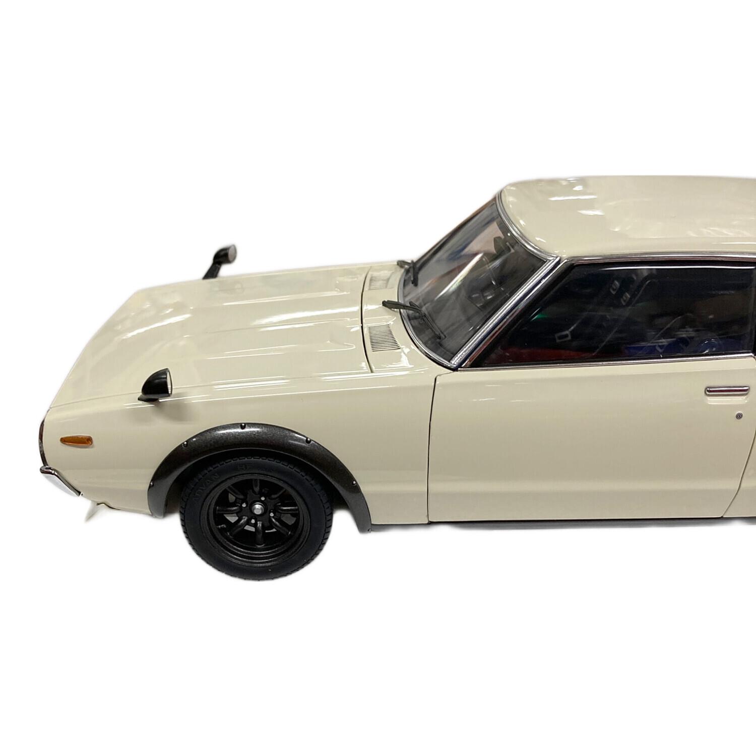 AUTOart 1/18ミニカー スカイライン 2000 GT-R カスタム AUTOart 1/18 日産 スカイライン 2000GT-R （KPGC110） チューンド