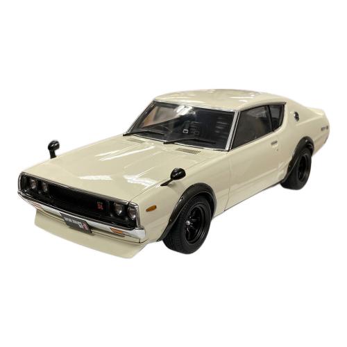 AUTOart (オートアート) 1/18 日産 スカイライン 2000GT-R (KPGC110) チューンド・バージョン ホワイ モデルカー