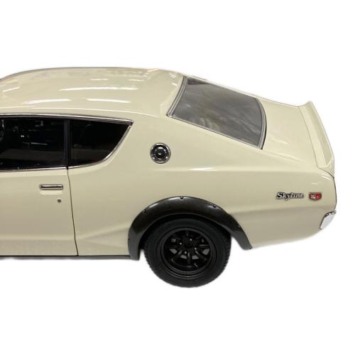 AUTOart (オートアート) 1/18 日産 スカイライン 2000GT-R (KPGC110) チューンド・バージョン ホワイ モデルカー