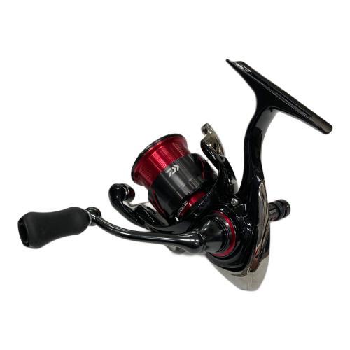 DAIWA (ダイワ) スピニングリール 24 月下美人X LT2000S 393303 リールスタンド装着済み