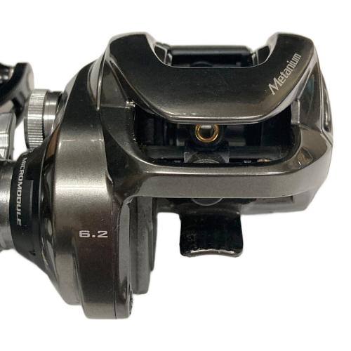 SHIMANO (シマノ) ベイトリール 20 Metanium（メタニウム） 04112B 右ハンドル