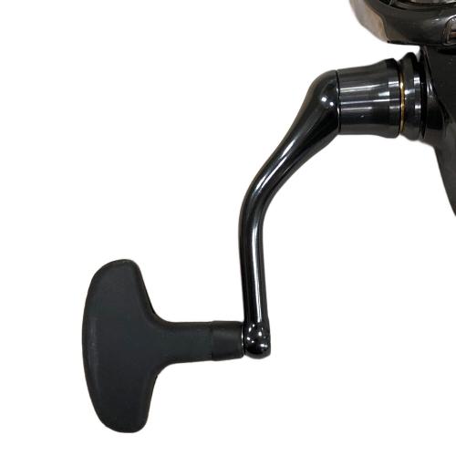 SHIMANO (シマノ) スピニングリール 20 TWINPOWER （ツインパワー） C3000MHG 04141