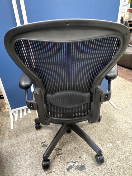 Herman Miller (ハーマンミラー) アーロンチェアクラシック AE123AWB ブラック