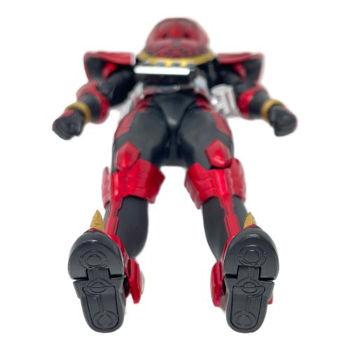 BANDAI（バンダイ） 仮面ライダーオーズ タジャドルコンボ フィギュア S.H.Figuarts