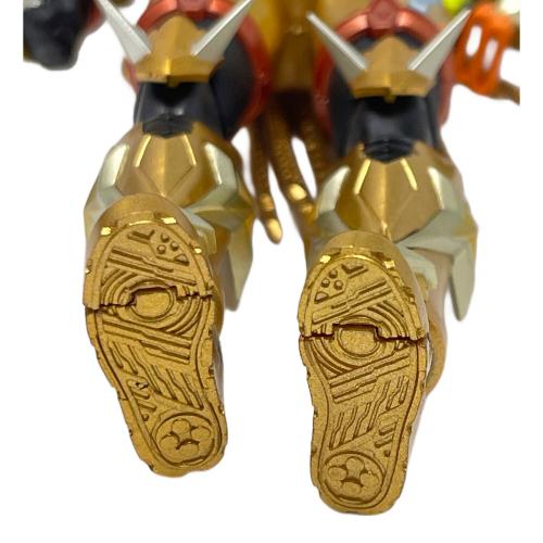 BANDAI（バンダイ） 仮面ライダーエグゼイド ムテキゲーマー フィギュア S.H.Figuarts