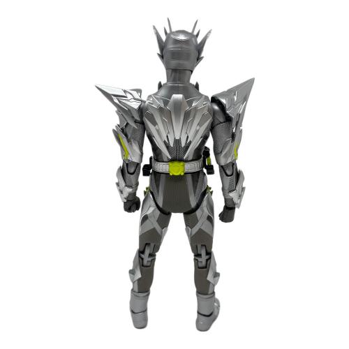 BANDAI (バンダイ) 仮面ライダーゼロワン メタルクラスタホッパー フィギュア S.H.Figuarts