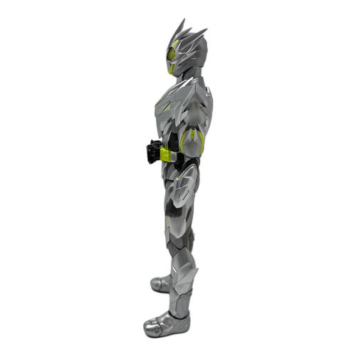 BANDAI (バンダイ) 仮面ライダーゼロワン メタルクラスタホッパー フィギュア S.H.Figuarts