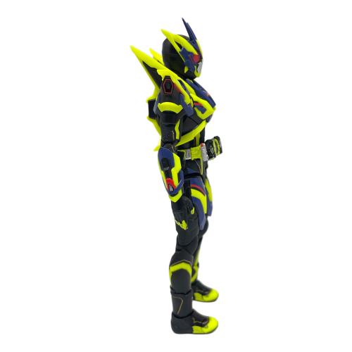 BANDAI (バンダイ) 仮面ライダーゼロワン シャイニングアサルトホッパー フィギュア S.H.Figuarts