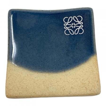 LOEWE 限定ノベルティ 陶器製箸置き 【新品未使用】 LOEWE (ロエベ) 箸置き 陶器 ノベルティ｜トレファクONLINE
