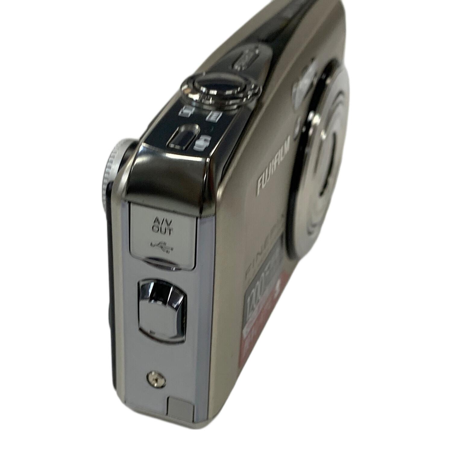 FUJIFILM (フジフィルム) デジタルカメラ FinePix F50fd｜トレファクONLINE
