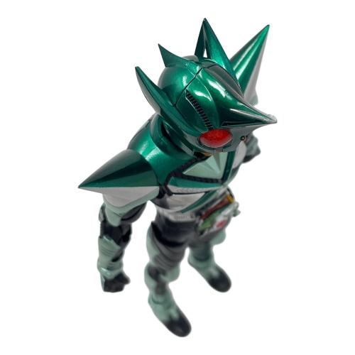BANDAI (バンダイ) 仮面ライダーカブト 仮面ライダーキックホッパー 真骨彫製法 フィギュア S.H.Figuarts（エス・エイチ・フィギュアーツ）