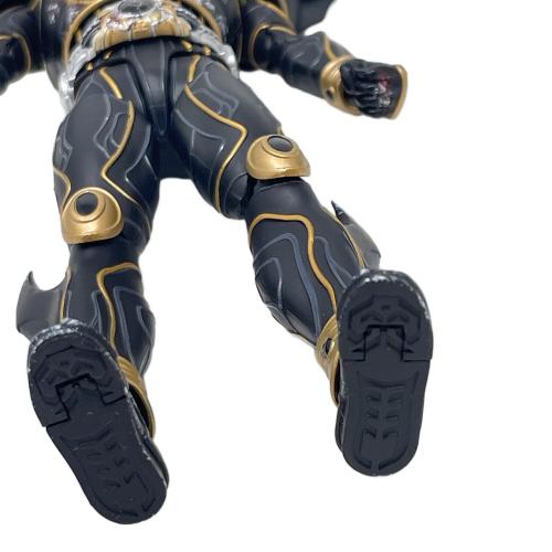 BANDAI（バンダイ） 仮面ライダークウガ 九郎ヶ岳の死闘セット フィギュア S.H.Figuarts 真骨彫製法