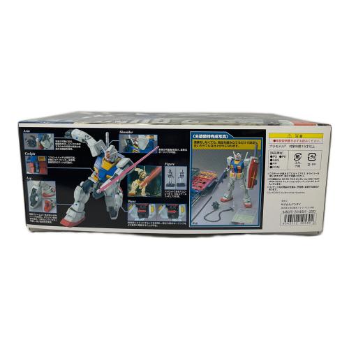 BANDAI(バンダイ) ガンプラ RX-78-2 ガンダム Ver.ONE YEAR WAR 0079 アニメカラーバージョン 1/100スケール MG