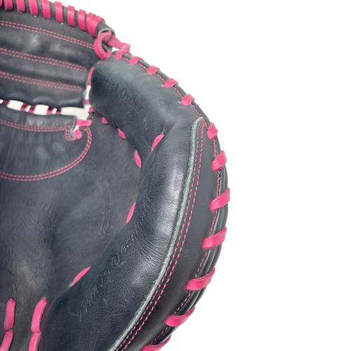 KUBOTA SLUGGER（久保田スラッガー） キャッチャーミット ブラック×ピンク