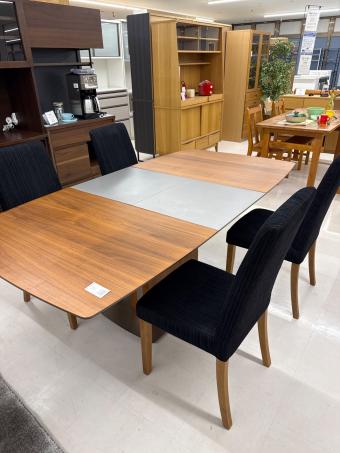 BoConcept (ボーコンセプト) ダイニング5点セット