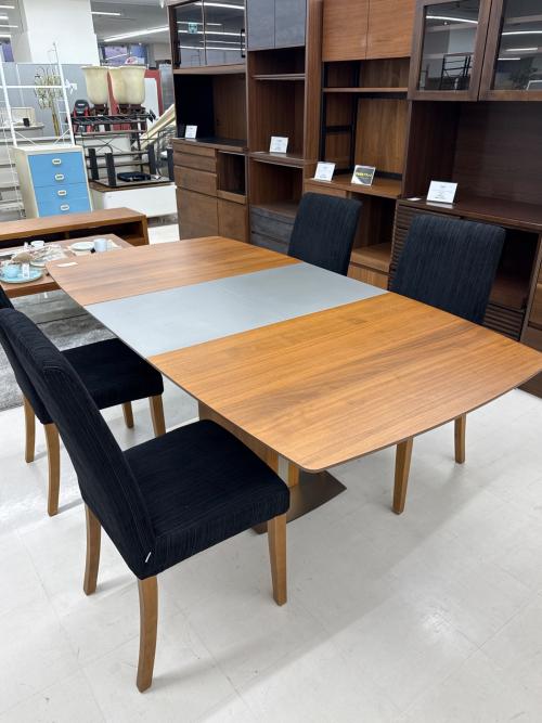 BoConcept (ボーコンセプト) ダイニング5点セット