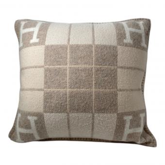 HERMES (エルメス) アヴァロン SIZE 50CM タグ付 アイボリー×ライトグレー　未使用品