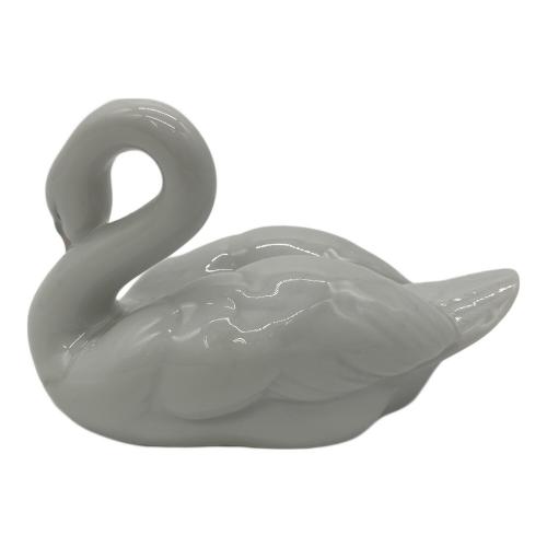 LLADRO (リヤドロ) エレガントスワン フィギュア