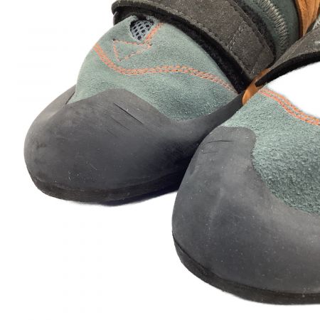 SCARPA (スカルパ) Force V Rock Climbing Shoes メンズ SIZE 27cm グリーン