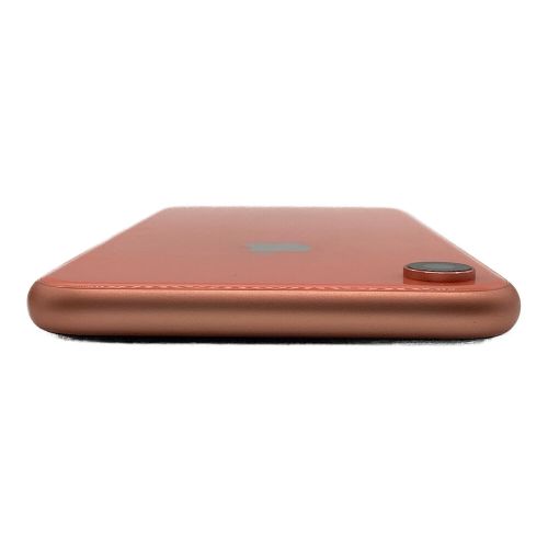 Apple (アップル) iPhoneXR MT0A2J/A A2106 docomo 64GB iOS バッテリー:Bランク 程度:Bランク ○ サインアウト確認済 357378090750919