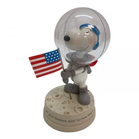 PEANUTS (ピーナッツ) Astronaut Snoopy Figurine