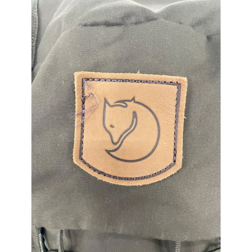 FJALLRAVEN (フェールラーベン) SINGI 48  バックパック ダークオリーブ 別売りサイドポケット×2,ギアホルダー付　23321