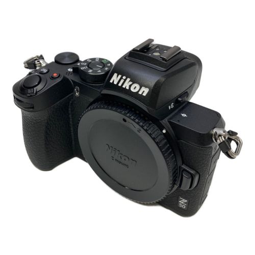 Nikon (ニコン) ミラーレス一眼カメラ ダブルズームレンズキット