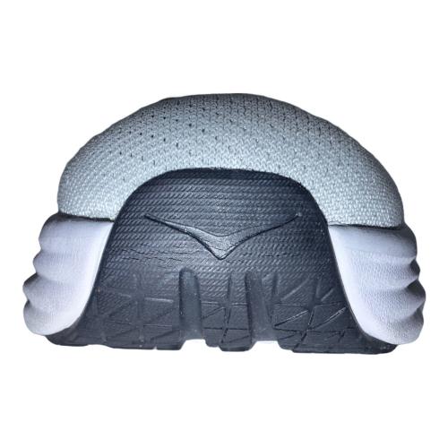 なおん 片足218g「ホカオネオネ のベストシューズ」と受賞。『リンコン