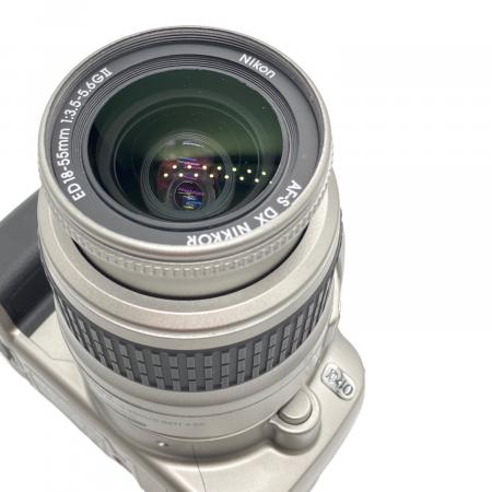 Nikon (ニコン) デジタル一眼レフカメラ D40 ダブルズームキット（af-s