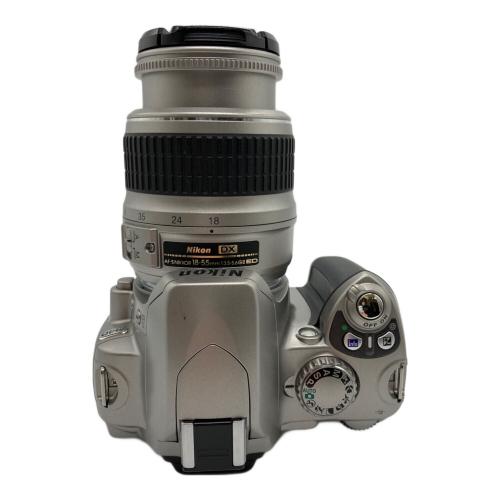 Nikon (ニコン) デジタル一眼レフカメラ D40 ダブルズームキット（af-s micro nikkor 40mm f/2.8g,AF-S DX Zoom Nikkor ED 18-55mm F3.5-5.6 G II）