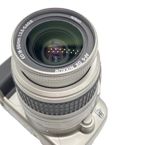 Nikon (ニコン) デジタル一眼レフカメラ D40 ダブルズームキット（af-s micro nikkor 40mm f/2.8g,AF-S DX Zoom Nikkor ED 18-55mm F3.5-5.6 G II）