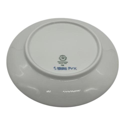 ROYAL COPENHAGEN (ロイヤル・コペンハーゲン) プレート 19cm ブルーフルーテッド・プレイン