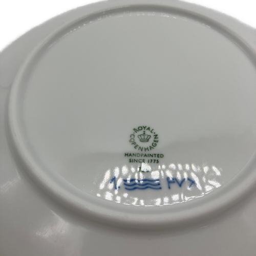 ROYAL COPENHAGEN (ロイヤル・コペンハーゲン) プレート 19cm ブルーフルーテッド・プレイン